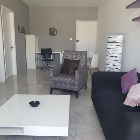 Great Views Apartment. *